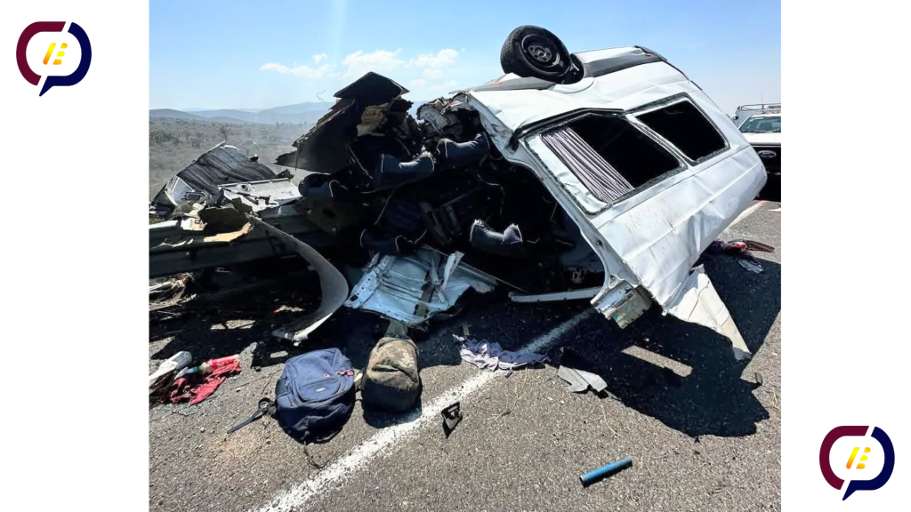 Accidente entre pipa y combi deja 21 muertos en autopista Cuacnopalan- Oaxaca