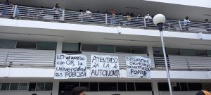 Comunidad estudiantil de la UAP en contra del acceso QR